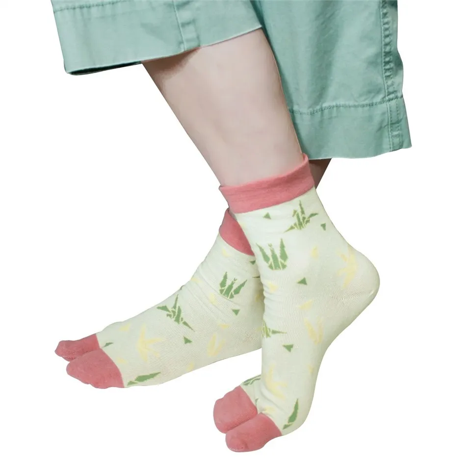 Yoga Socken mit zwei Zehen